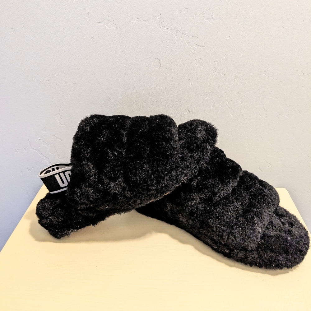 Ugg slides